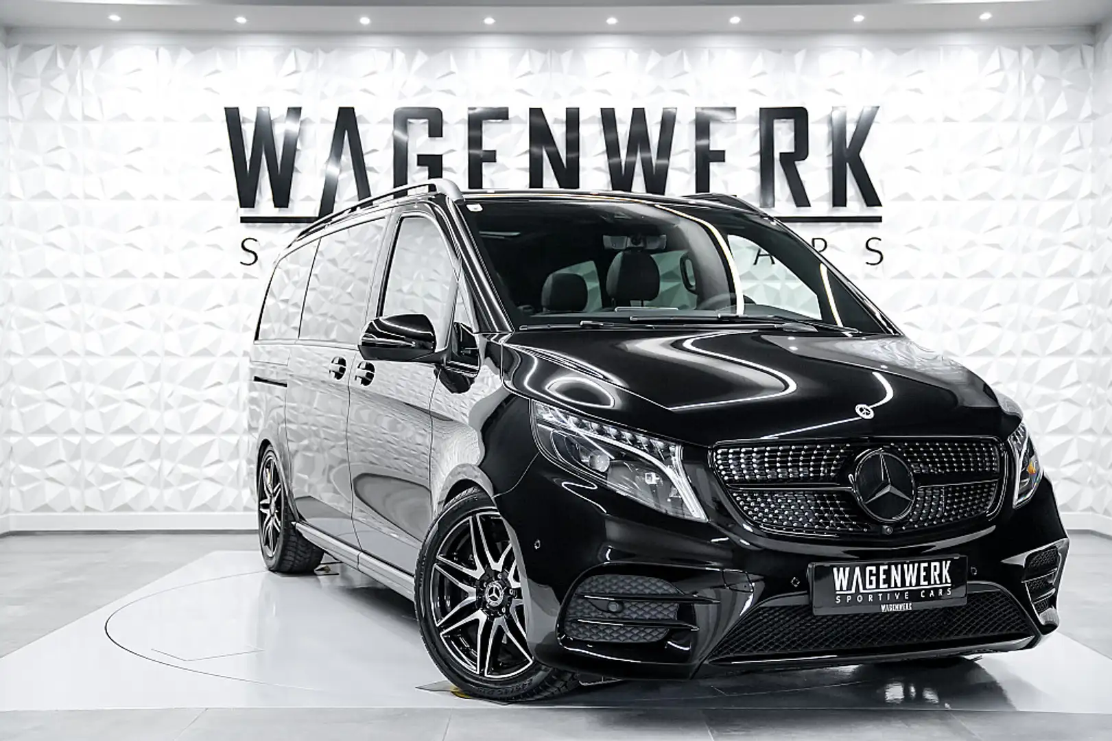 Mercedes-Benz V 300 d EXCLUSIVE 4MATIC AMG-LINE MEGAVOLL LUFTFAHRWE... Black - 1