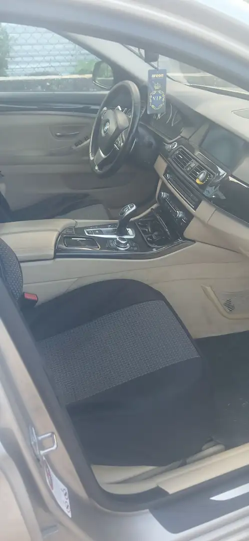 BMW 530 Xdrive Oro - 1