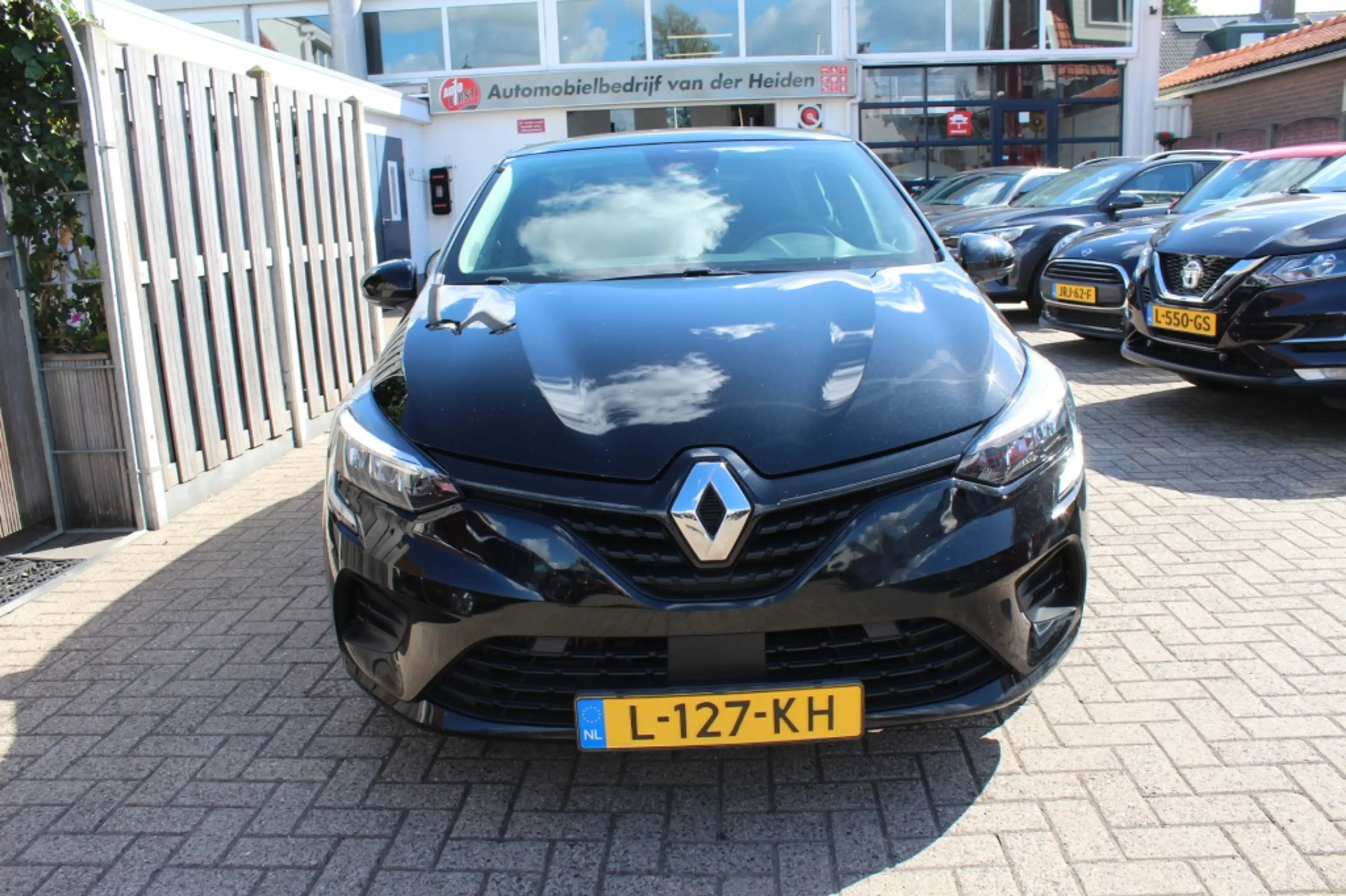 Renault Clio 1.0 TCe Zen — photo 5