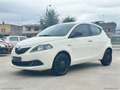 Lancia Ypsilon 1.0 FireFly 5p.S&S Hyb. Eco Gold OK NEOPATENTATI Bianco - thumbnail 1