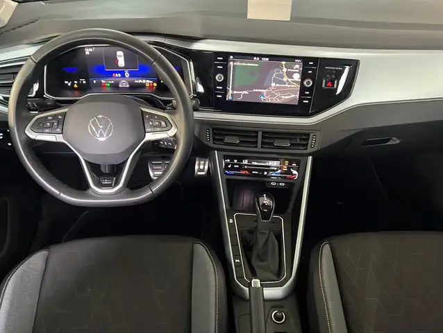 Volkswagen Polo view 12