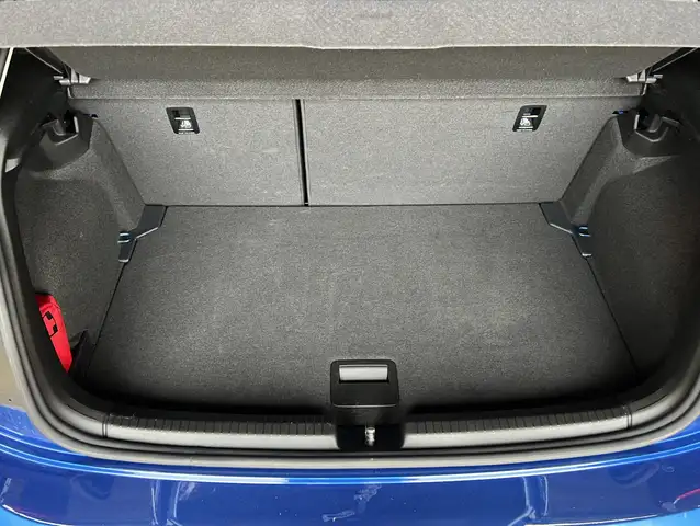Volkswagen Polo view 13