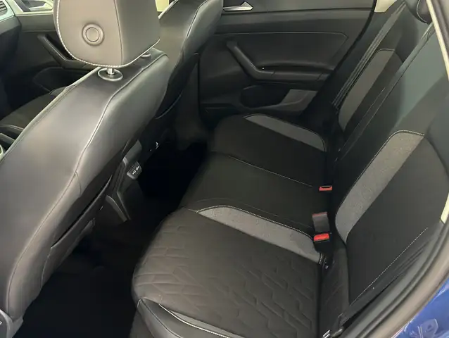 Volkswagen Polo view 10
