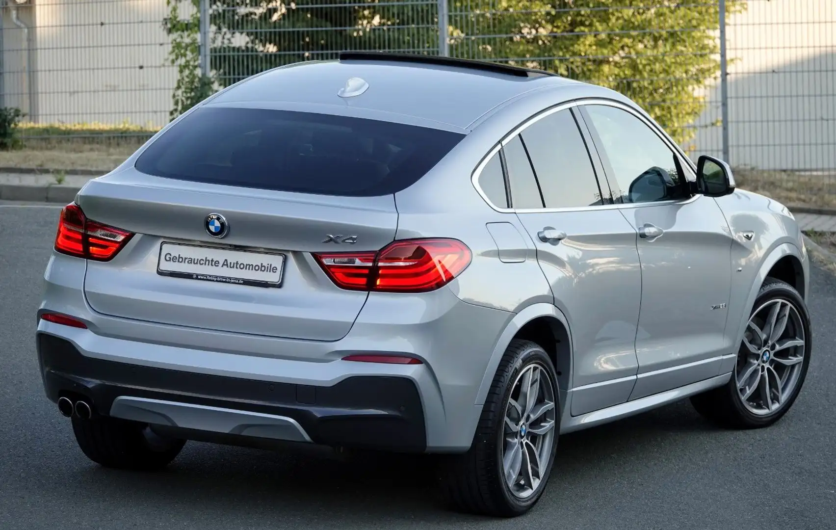 BMW X4 xDrive 28i *M SPORT* F1* 1 HAND* GARANTIE* Zilver - 2