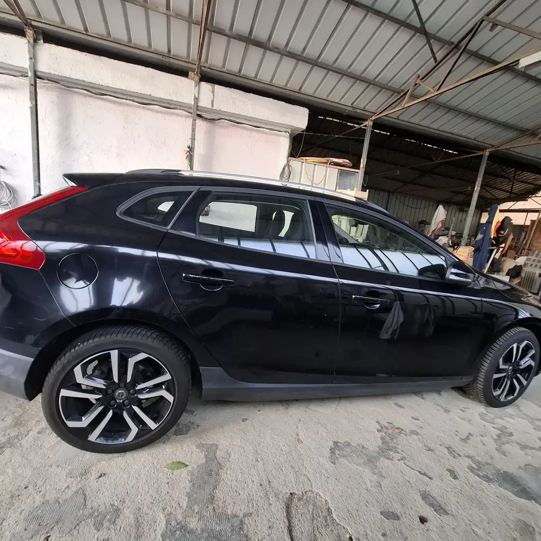 Volvo V40 Cross Country 2.0 d2 Momentum geartronic my17 - 2
