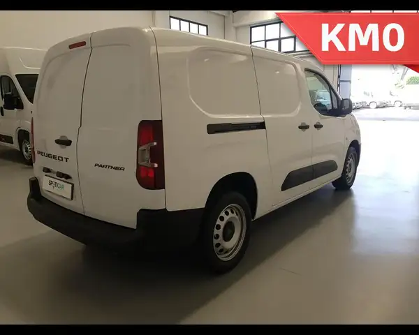 Peugeot Partner view 5