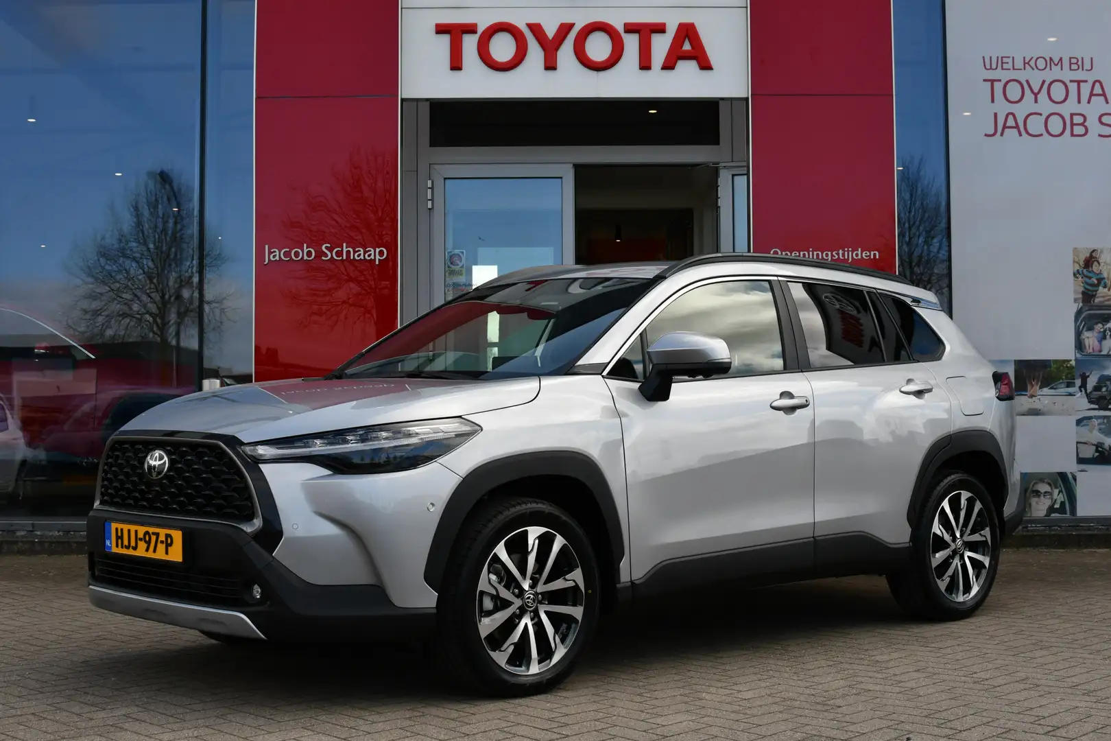 Toyota Corolla Cross Hybrid 200 Executive Automaat 197pk | NIEUW | Lede Grijs - 1