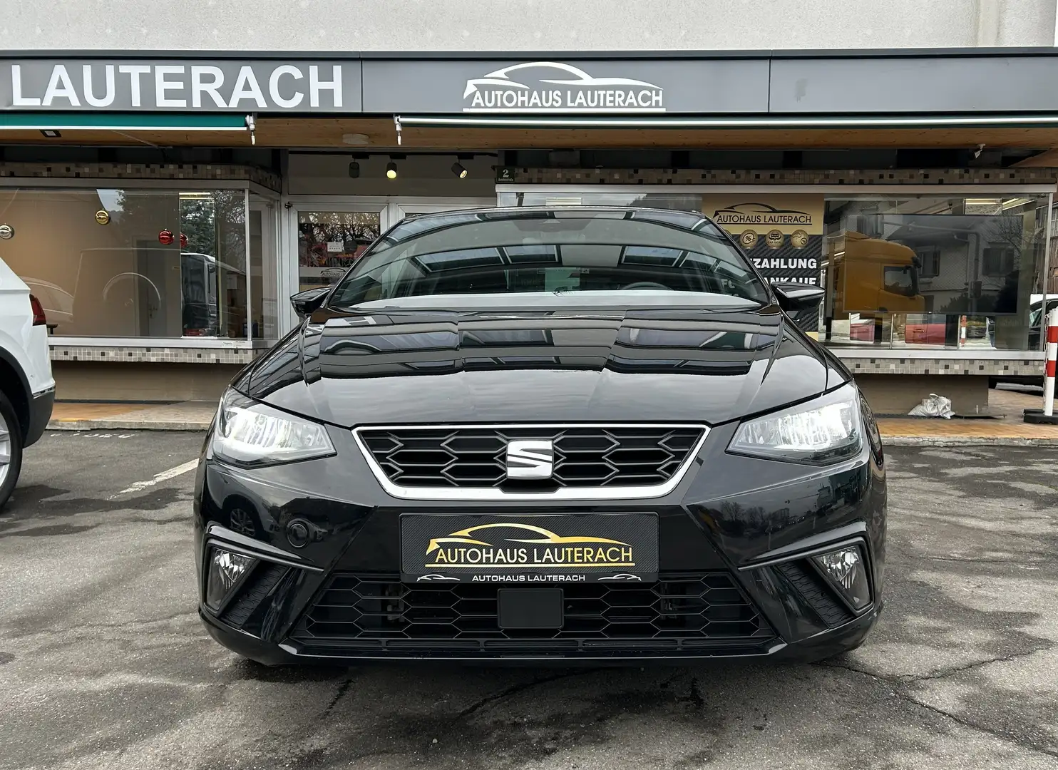 SEAT Ibiza Ibiza 1,0 FR FR *SPORTPAKET *LED *TEMPOMAT *17"LM Schwarz - 2
