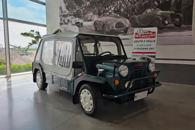 Austin Mini Moke view 7