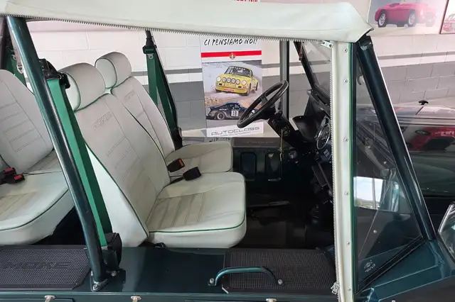Austin Mini Moke view 13