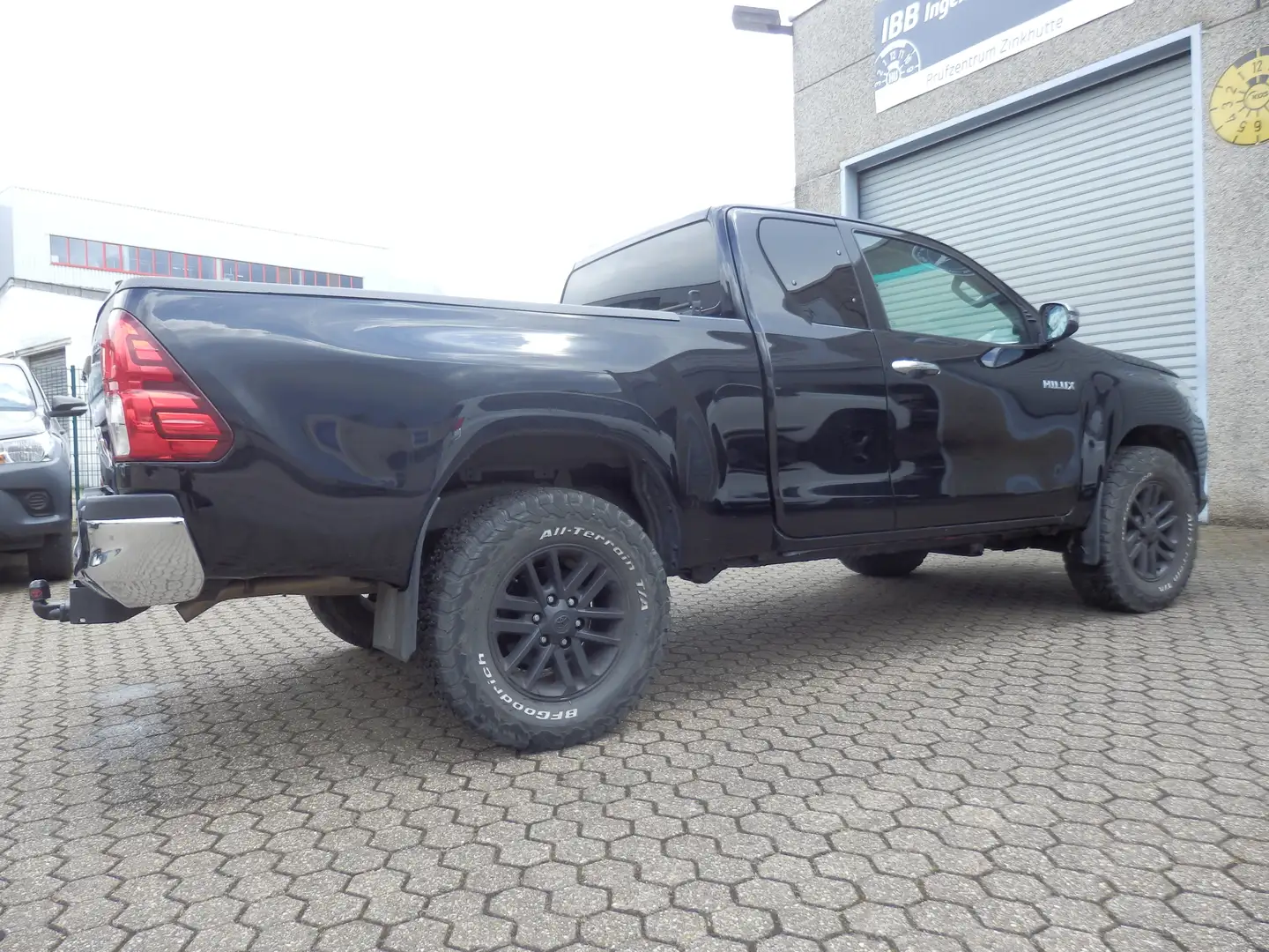 Toyota Hilux Extra Cab Comfort 4x4, Klima, Leder, Sitzheizung Negro - 2