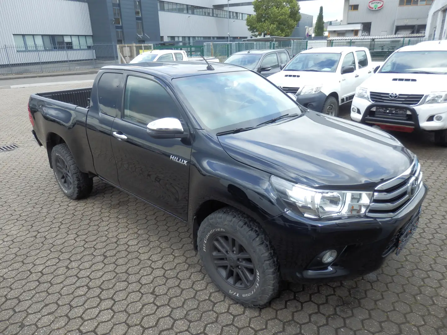 Toyota Hilux Extra Cab Comfort 4x4, Klima, Leder, Sitzheizung Negro - 1
