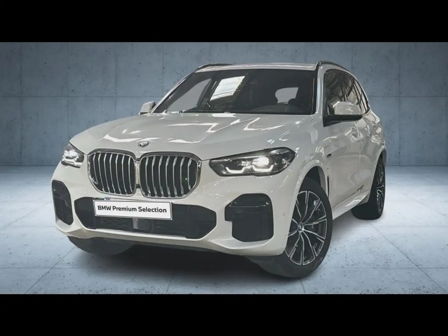 BMW X5 xDrive45e 394ch M Sport 17cv Weiß - 1