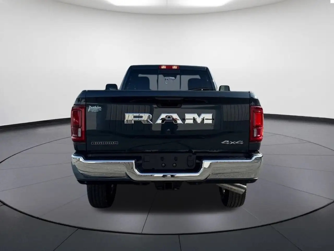 RAM 3500 снимка RAM 3500