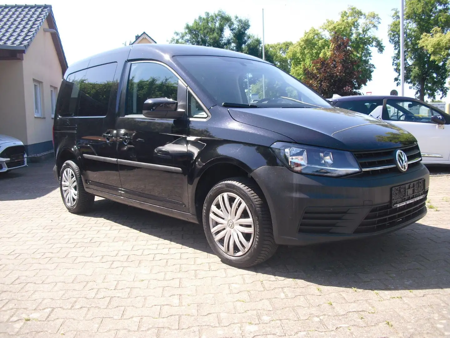 Volkswagen Caddy * 96 KW*Navi* 2 xSchiebetür*PDC*Sitzheizung Schwarz - 2