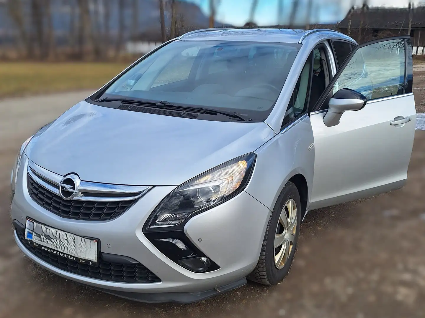 Opel Zafira Tourer 1,6 CDTI Ecoflex Silber - 1