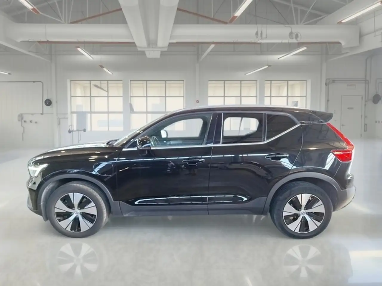 Volvo XC40 T5 RECHARGE PLUG-IN AUTO CORE SUV, миниатюра 5