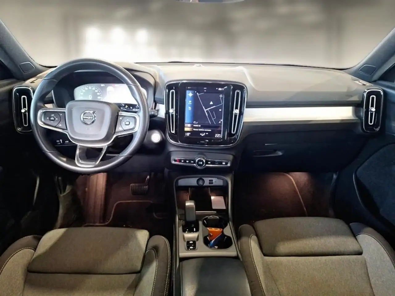 Volvo XC40 T5 RECHARGE PLUG-IN AUTO CORE SUV, миниатюра 7