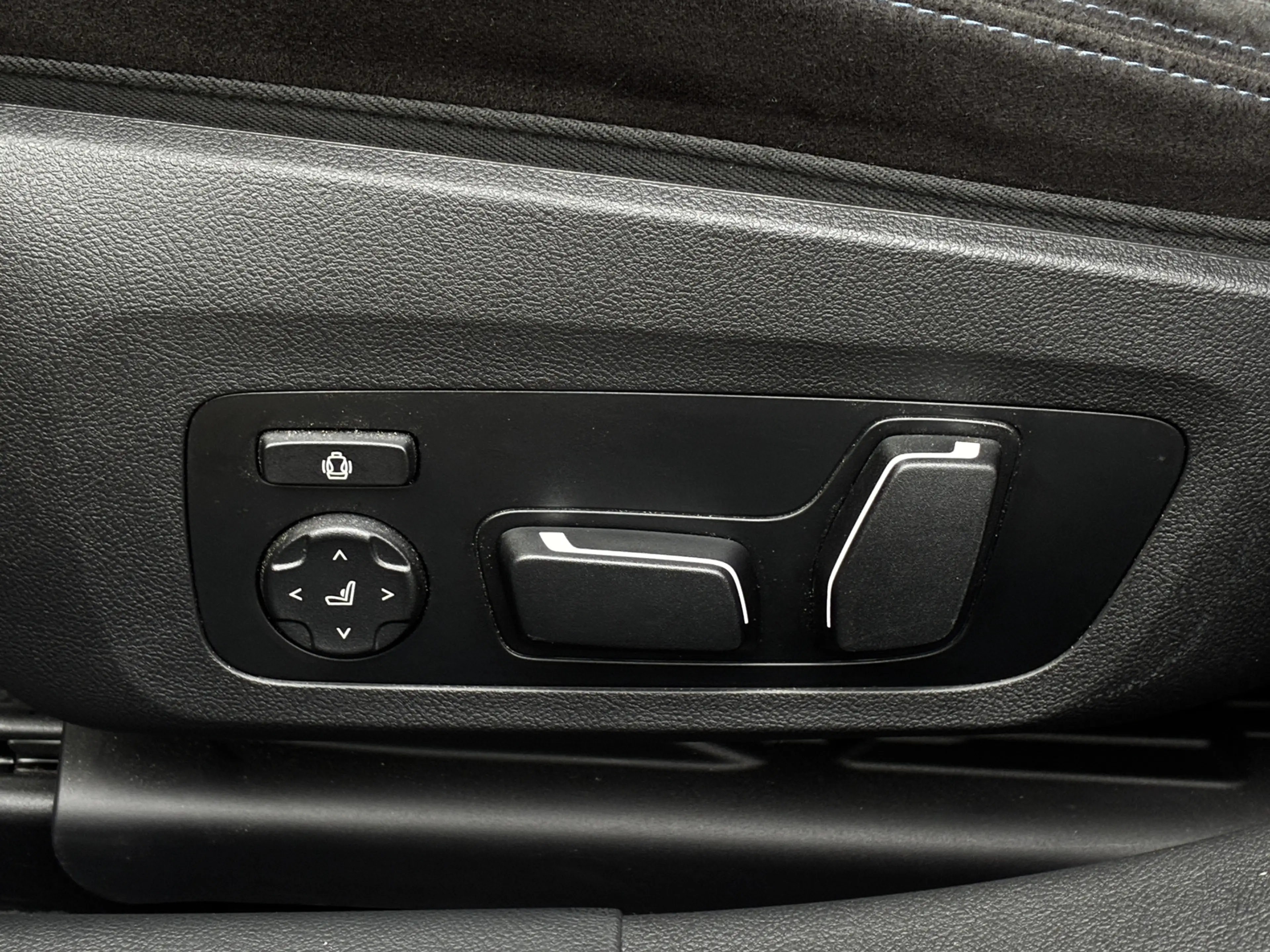 BMW i4 eDrive40 | M-Sport | Trekhaak | Co-Pilot | Elek. s — photo 15
