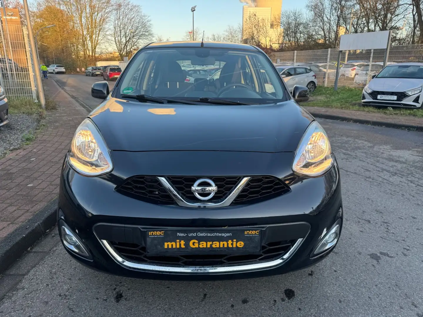 Nissan Micra AUTOMATIK/2.HD/KLIMA/51TKM/ALU/SHZ/PDC/HU-NEU Negro - 2