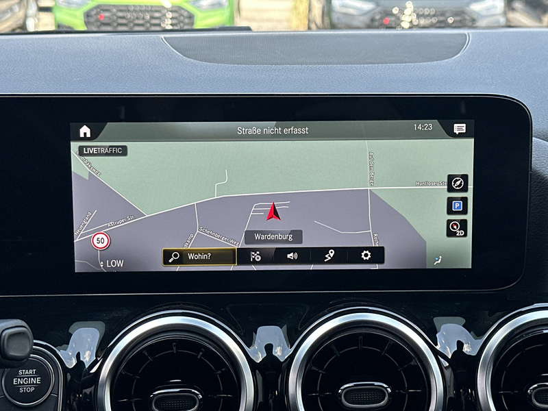 Mercedes-Benz GLA 220 AMG Line NAV+MATRIX+KAMERA+PANO+VCOCK — photo 14