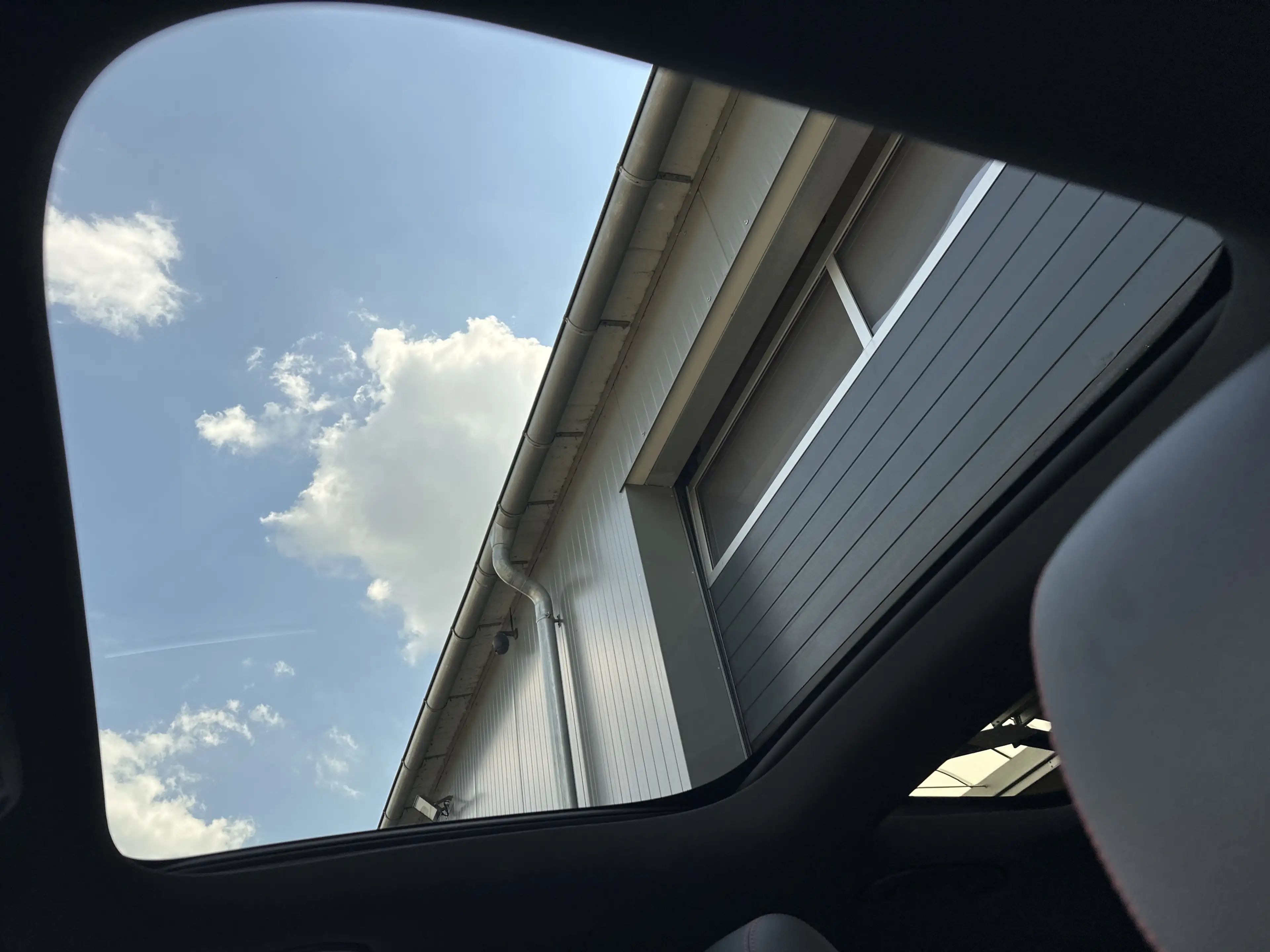 Mercedes-Benz GLA 220 AMG Line NAV+MATRIX+KAMERA+PANO+VCOCK — photo 8