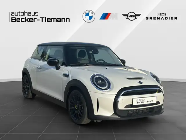 Mini Hatch view 7