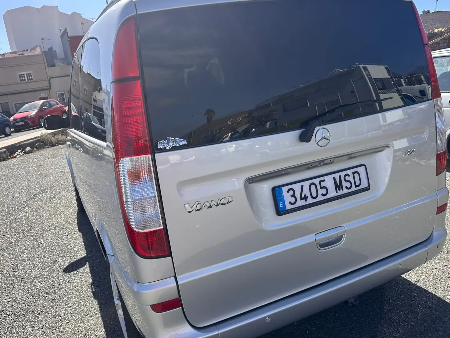 Mercedes-Benz Viano Viano 2.2CDI Ambiente Compacta Ambiente Gris - 2