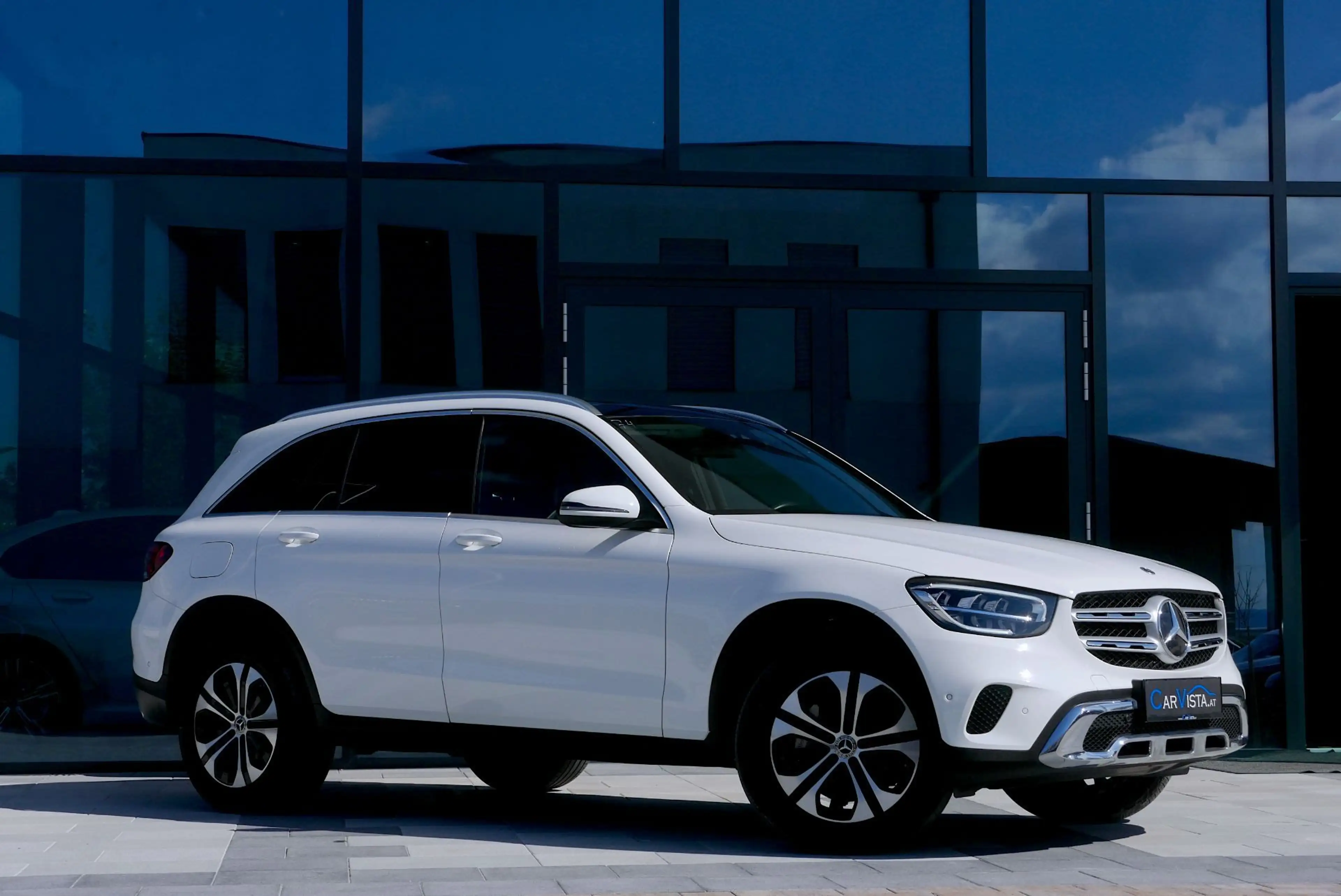 Mercedes-Benz GLC 300 de PHEV 4Matic *AHK - Digitales Cockpit* — photo 3