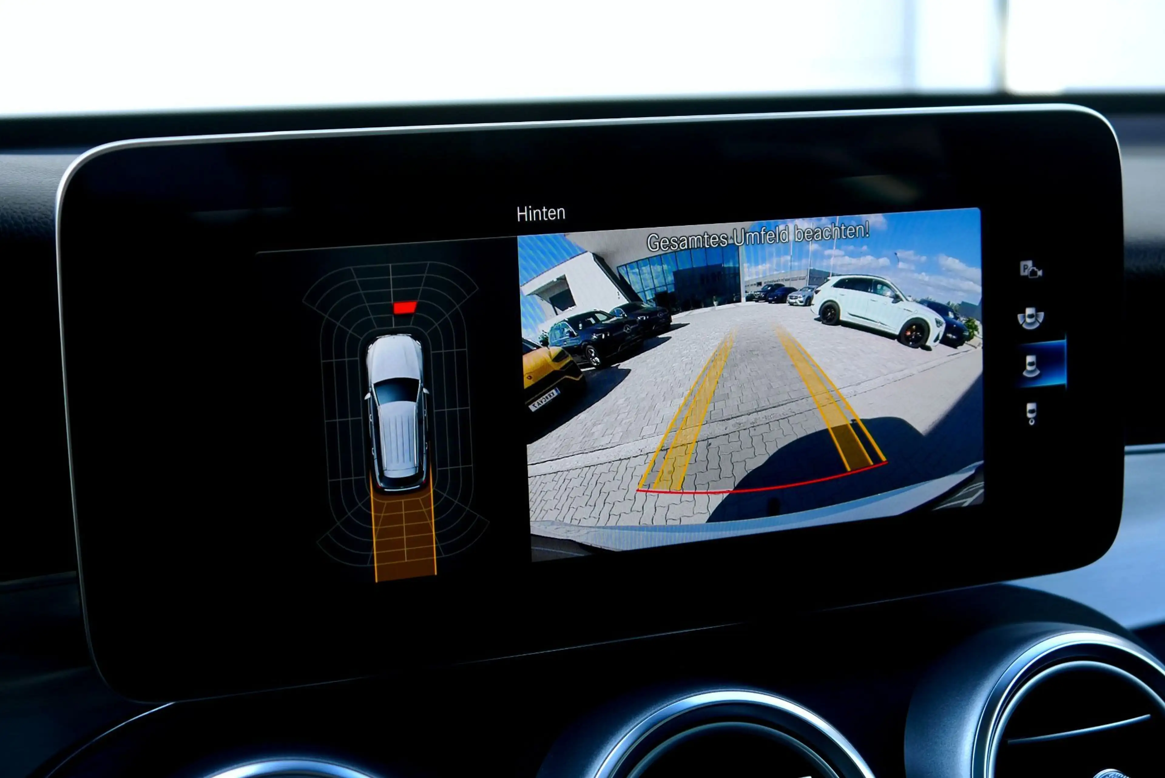 Mercedes-Benz GLC 300 de PHEV 4Matic *AHK - Digitales Cockpit* — photo 13