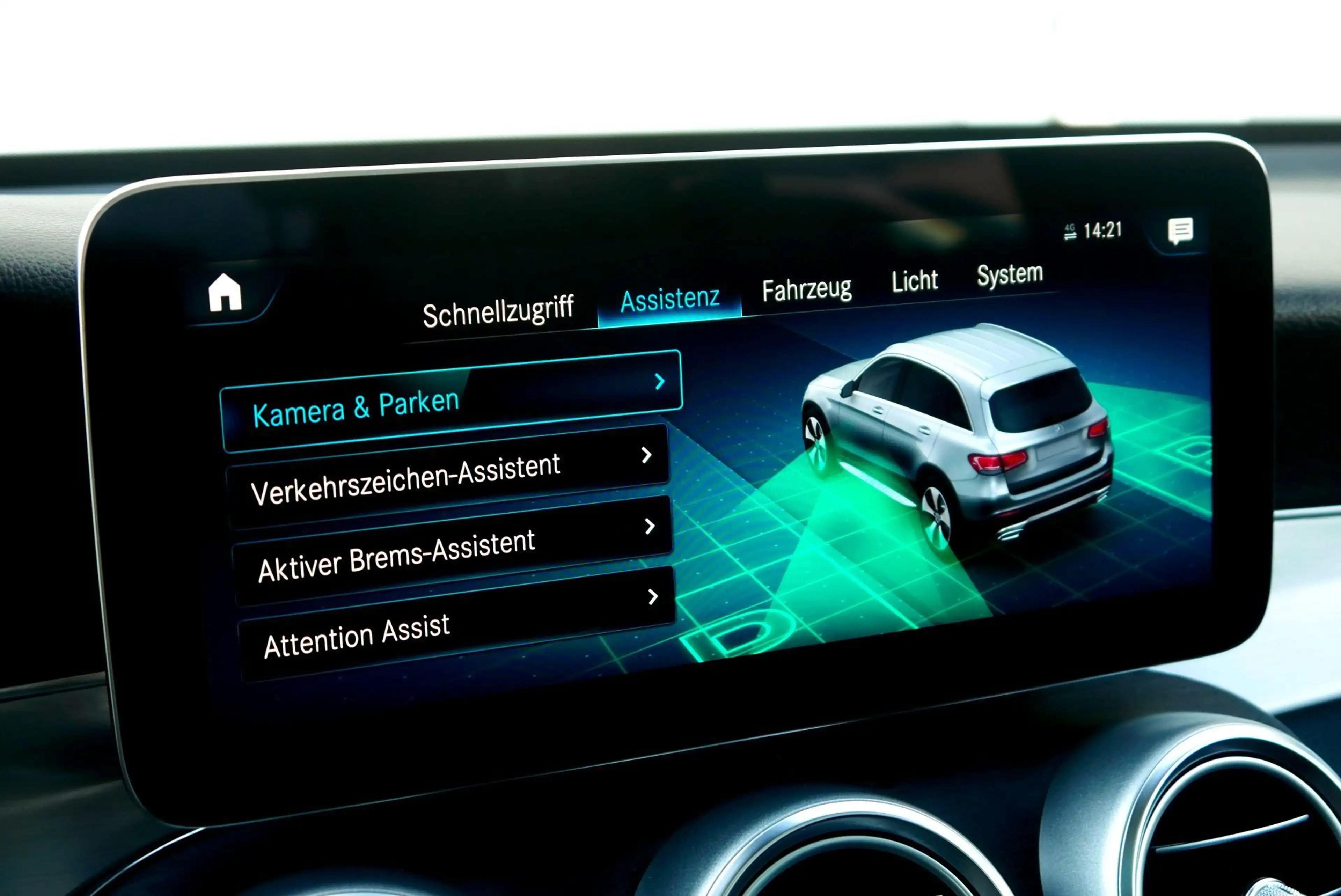Mercedes-Benz GLC 300 de PHEV 4Matic *AHK - Digitales Cockpit* — photo 15