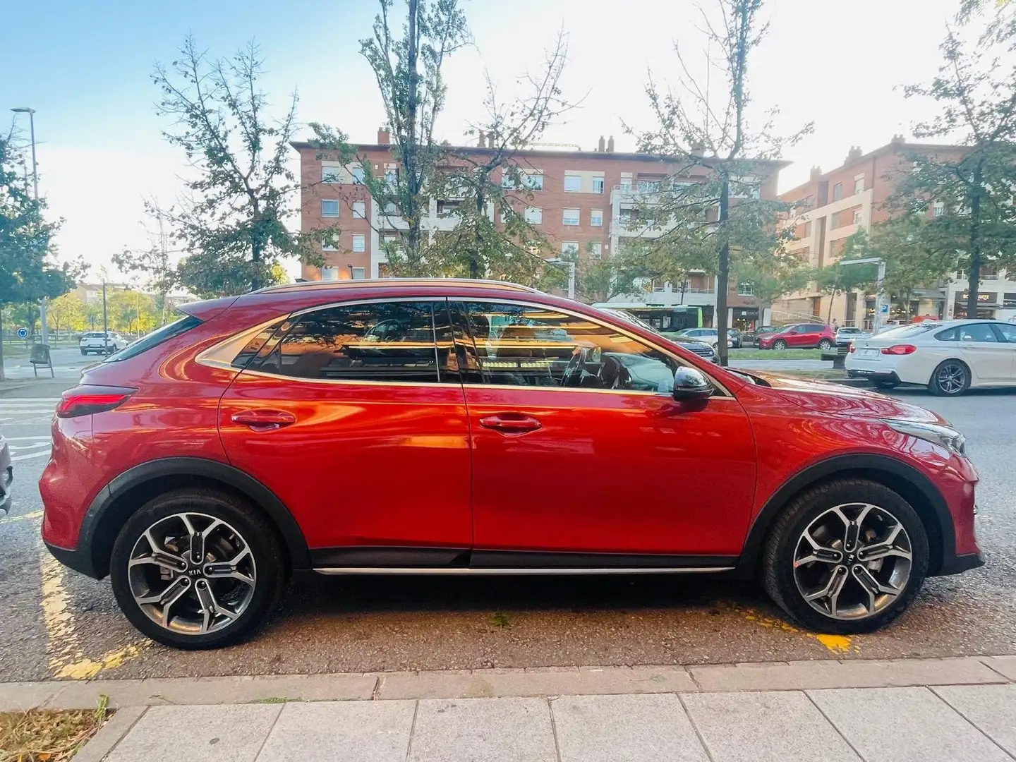 Kia XCeed XCeed 1.6 PHEV eMotion Aut. eMotion Bronce - 1