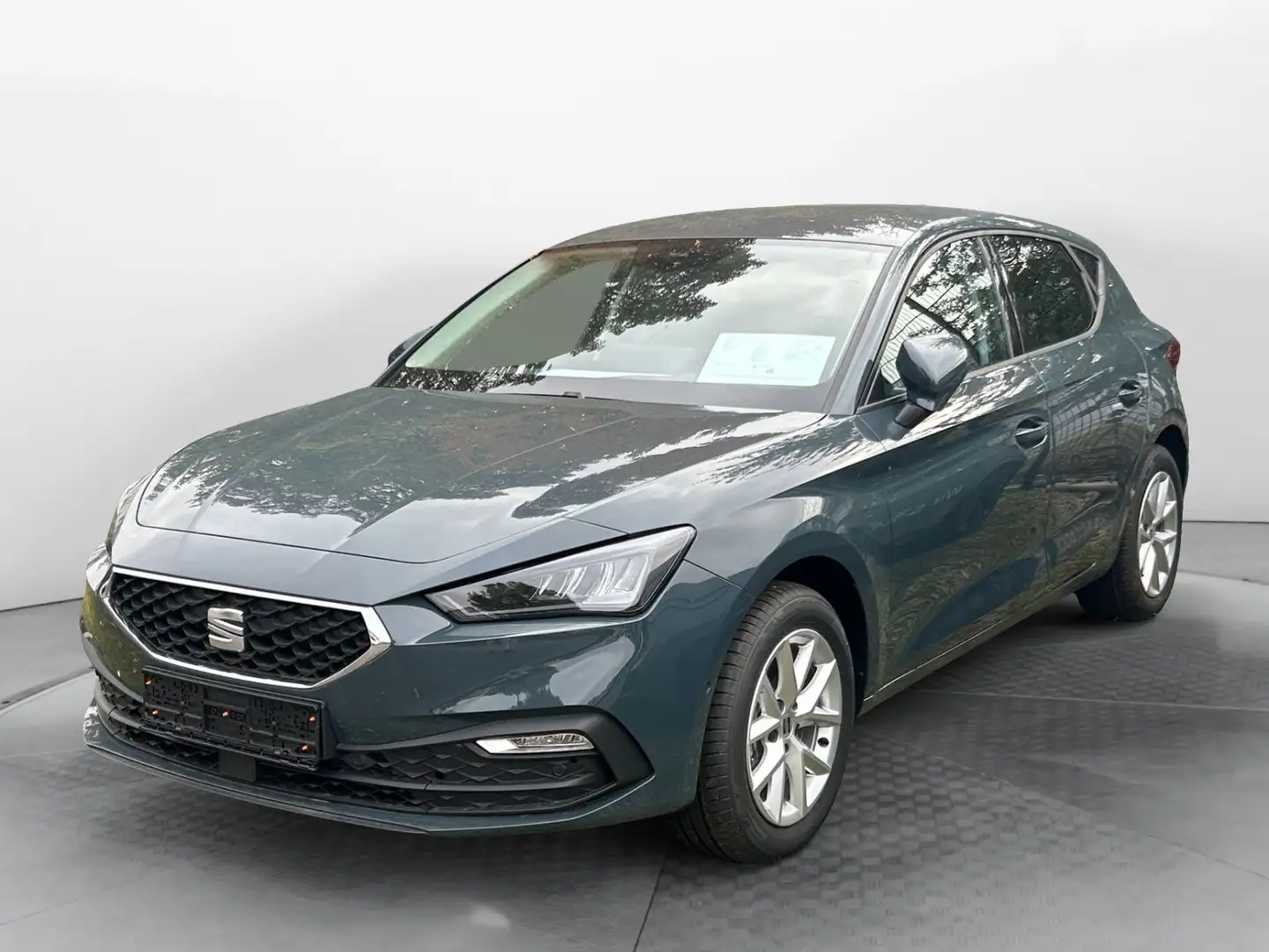 SEAT Leon Road Edition 1.5 eTSI ACC*PDC*RFK*FullLink* Blau - 2