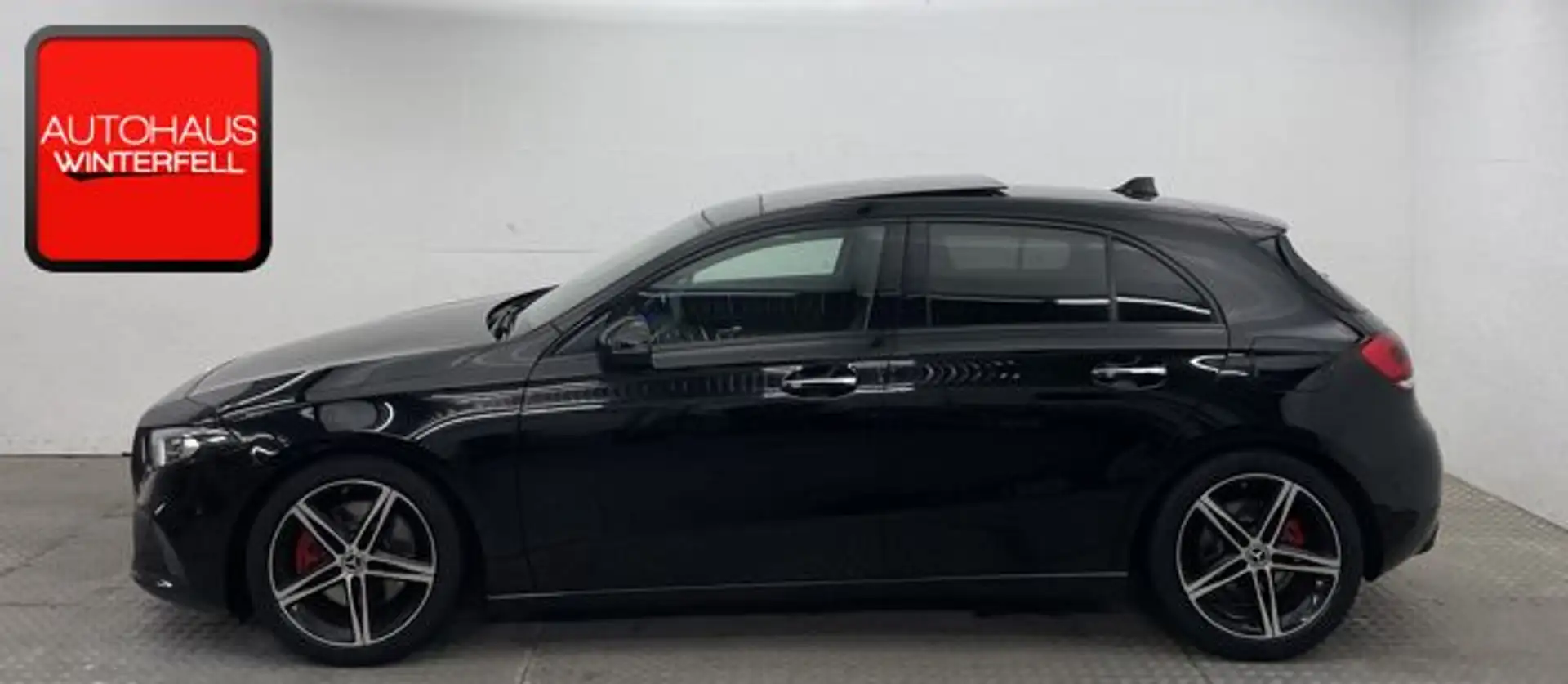 Mercedes-Benz A 250 Progressive NIGHT PANO+MULTIBEAM+KAMERA+ Černá - 2