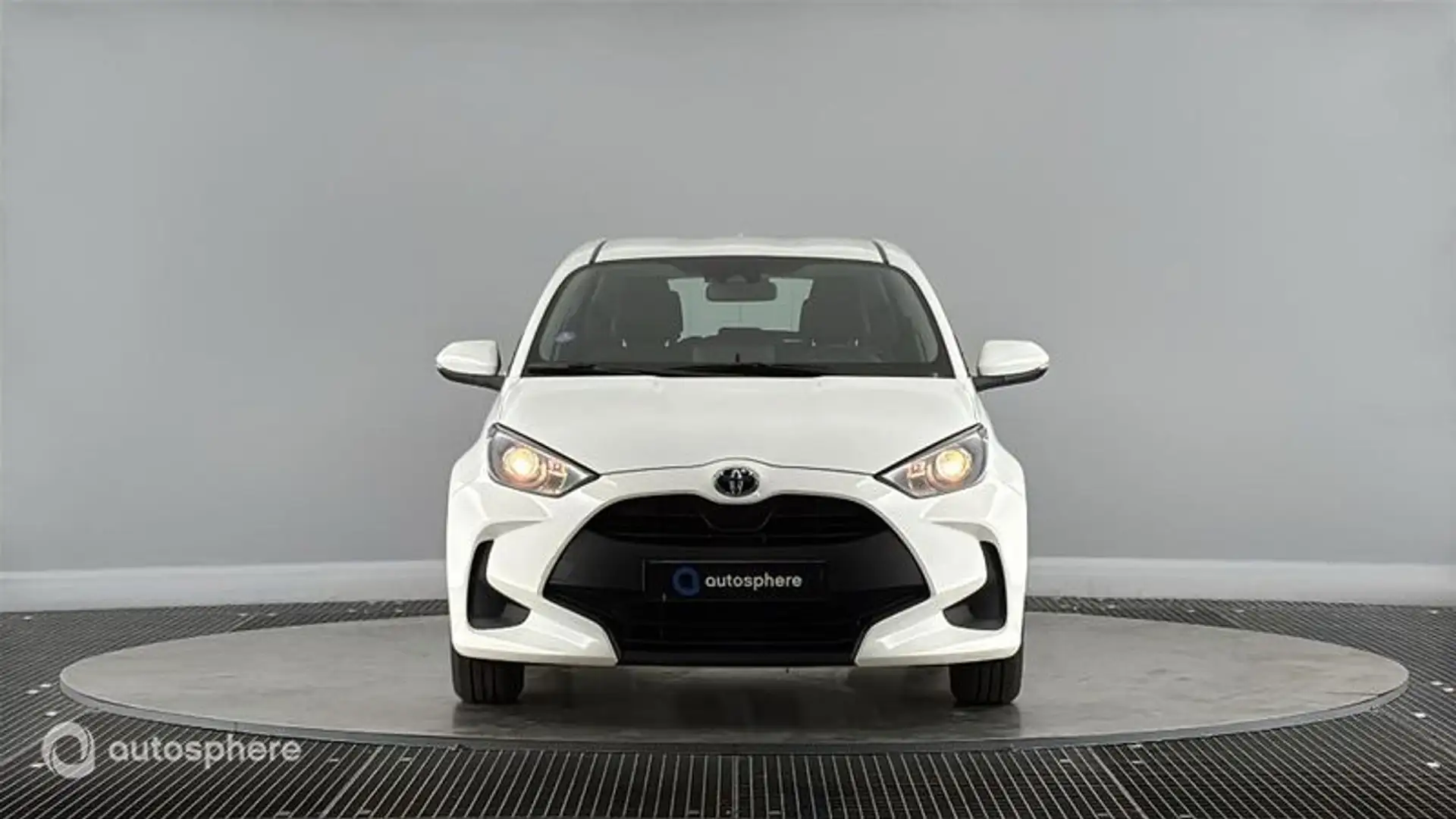 Toyota Yaris 116h Dynamic 5p MY22 - 2