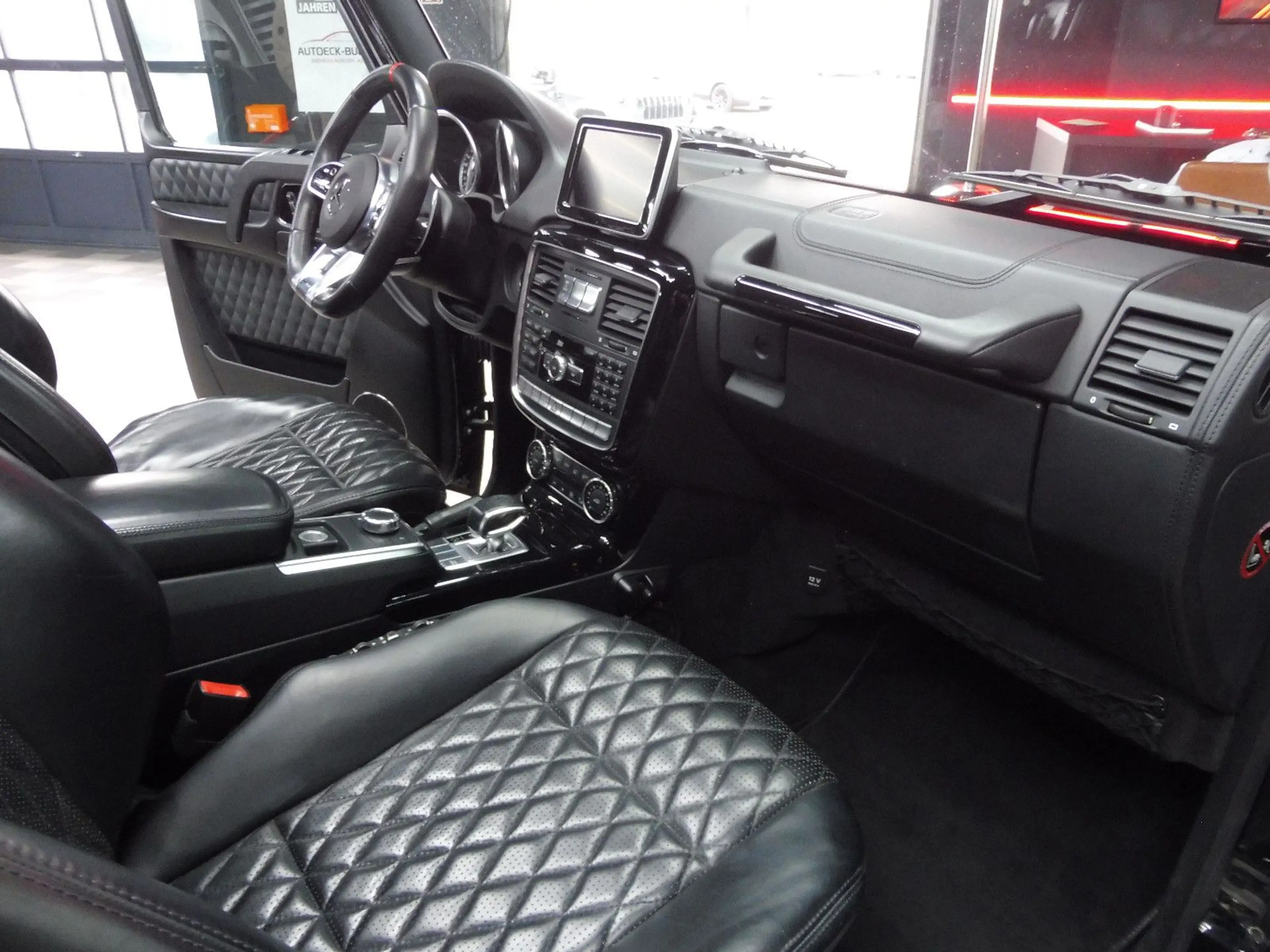 Mercedes-Benz G 63 AMG "DESIGNO" Schiebedach/H&K/Kamera — photo 15