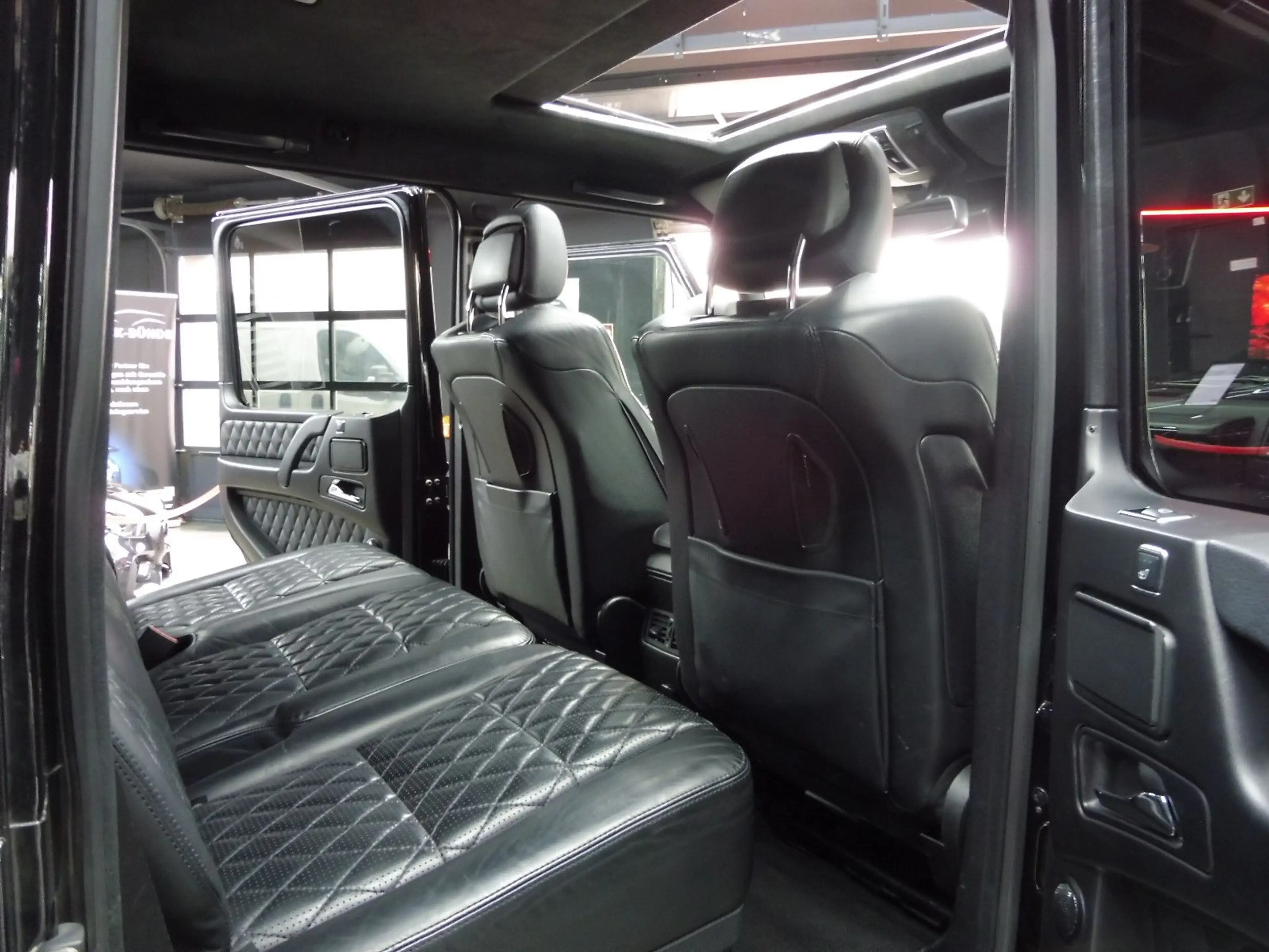 Mercedes-Benz G 63 AMG "DESIGNO" Schiebedach/H&K/Kamera — photo 13
