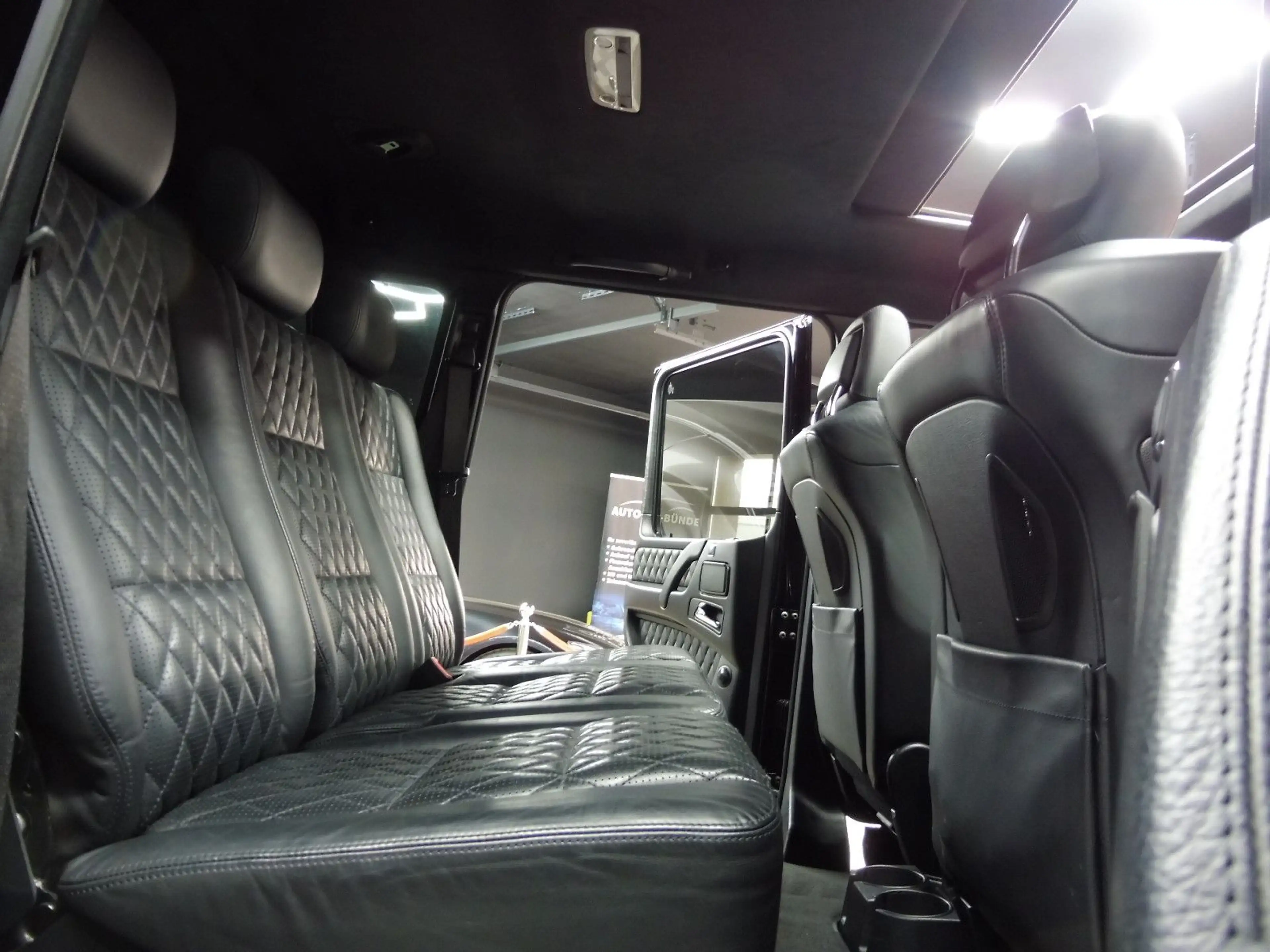 Mercedes-Benz G 63 AMG "DESIGNO" Schiebedach/H&K/Kamera — photo 14