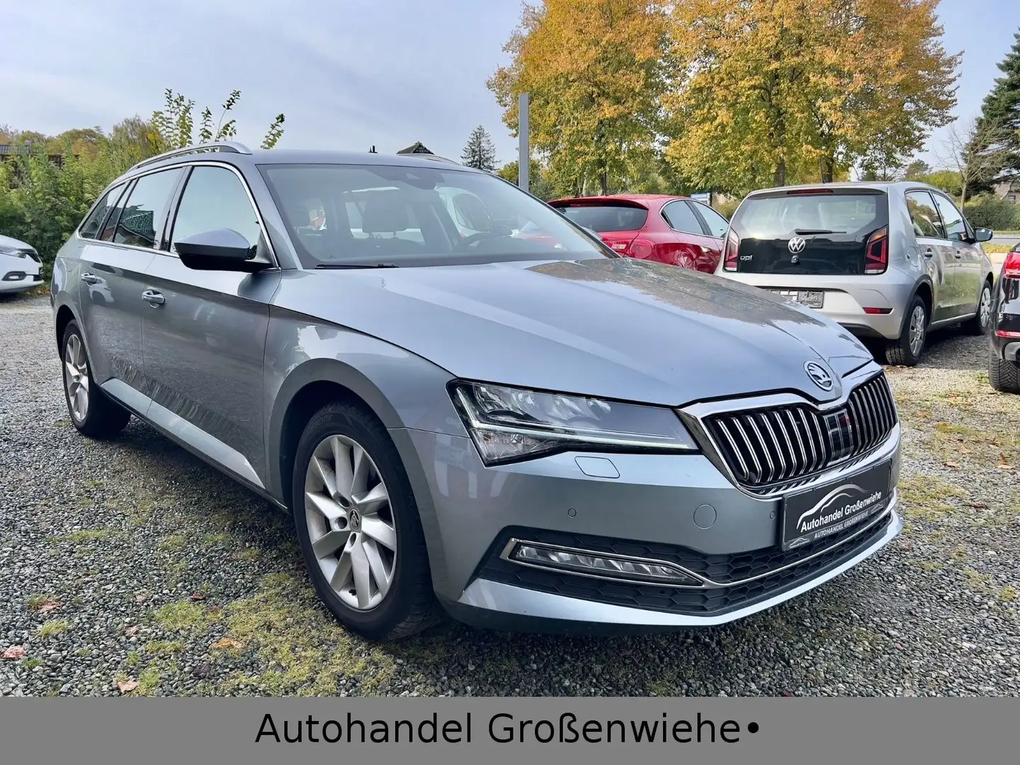 Skoda Superb Combi Style ACC*LED*SHZ*AHK*CANTO*DIGT* Gris - 2