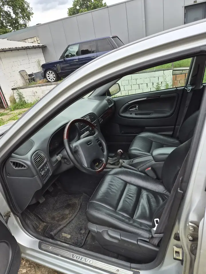 Volvo S40 2.0, foto 6