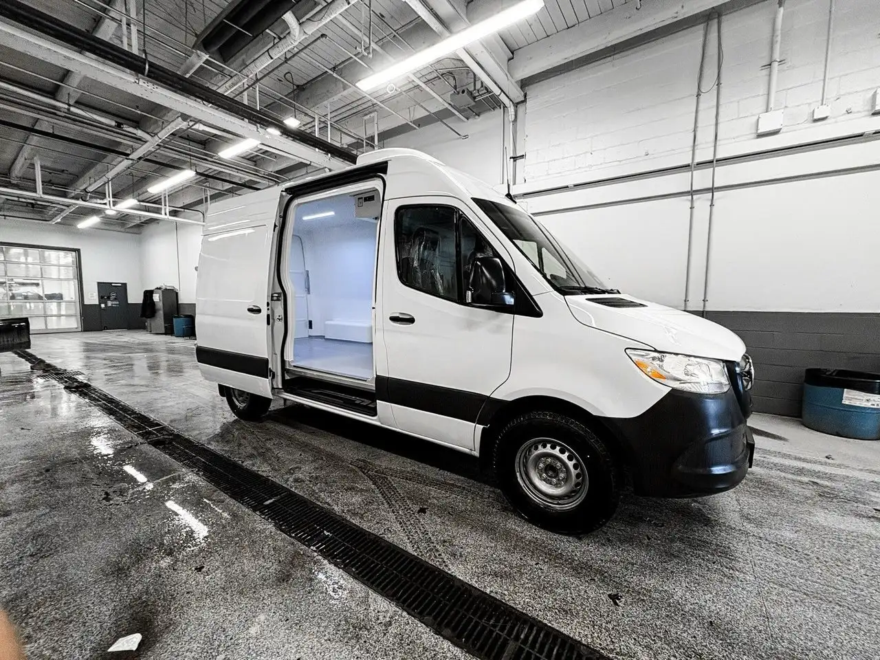 Mercedes-Benz Sprinter снимка Mercedes-Benz Sprinter