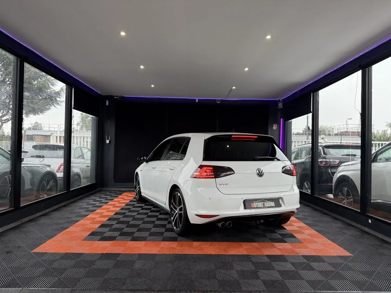 Volkswagen Golf GTD — photo 12