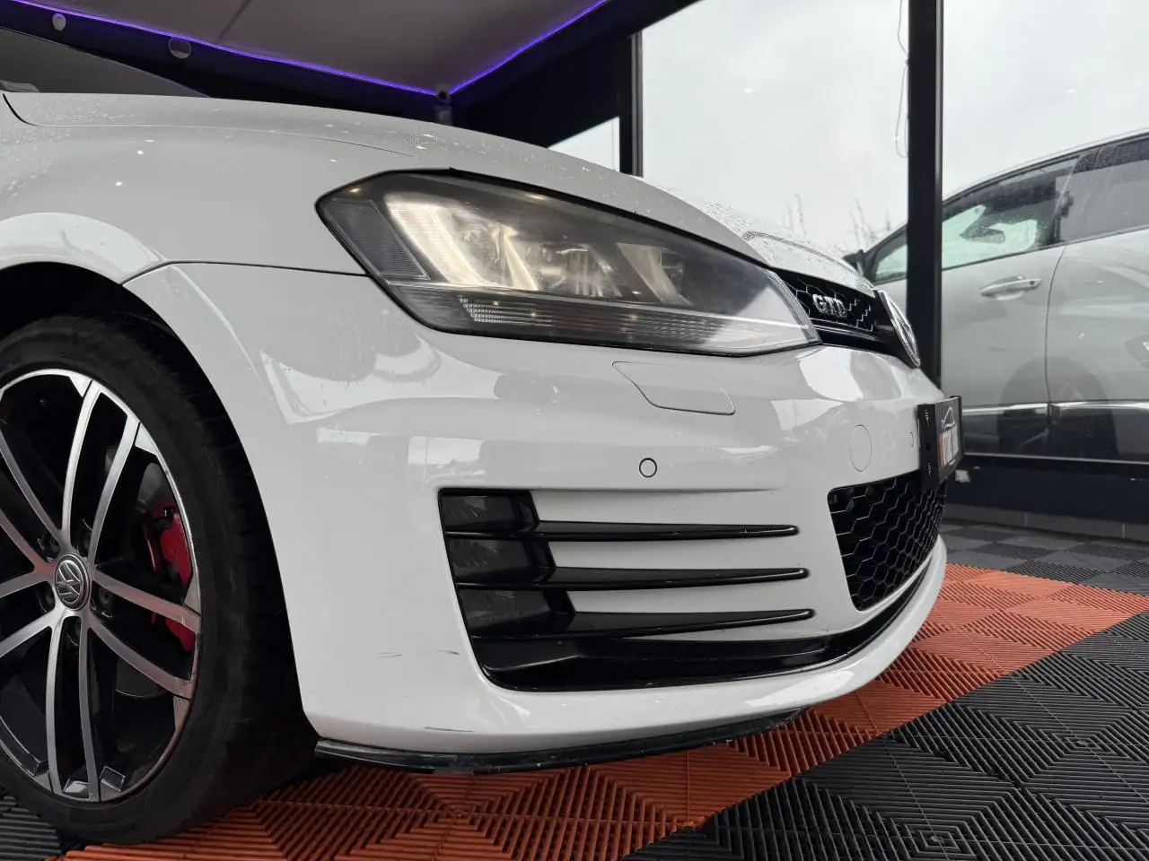 Volkswagen Golf GTD — photo 6
