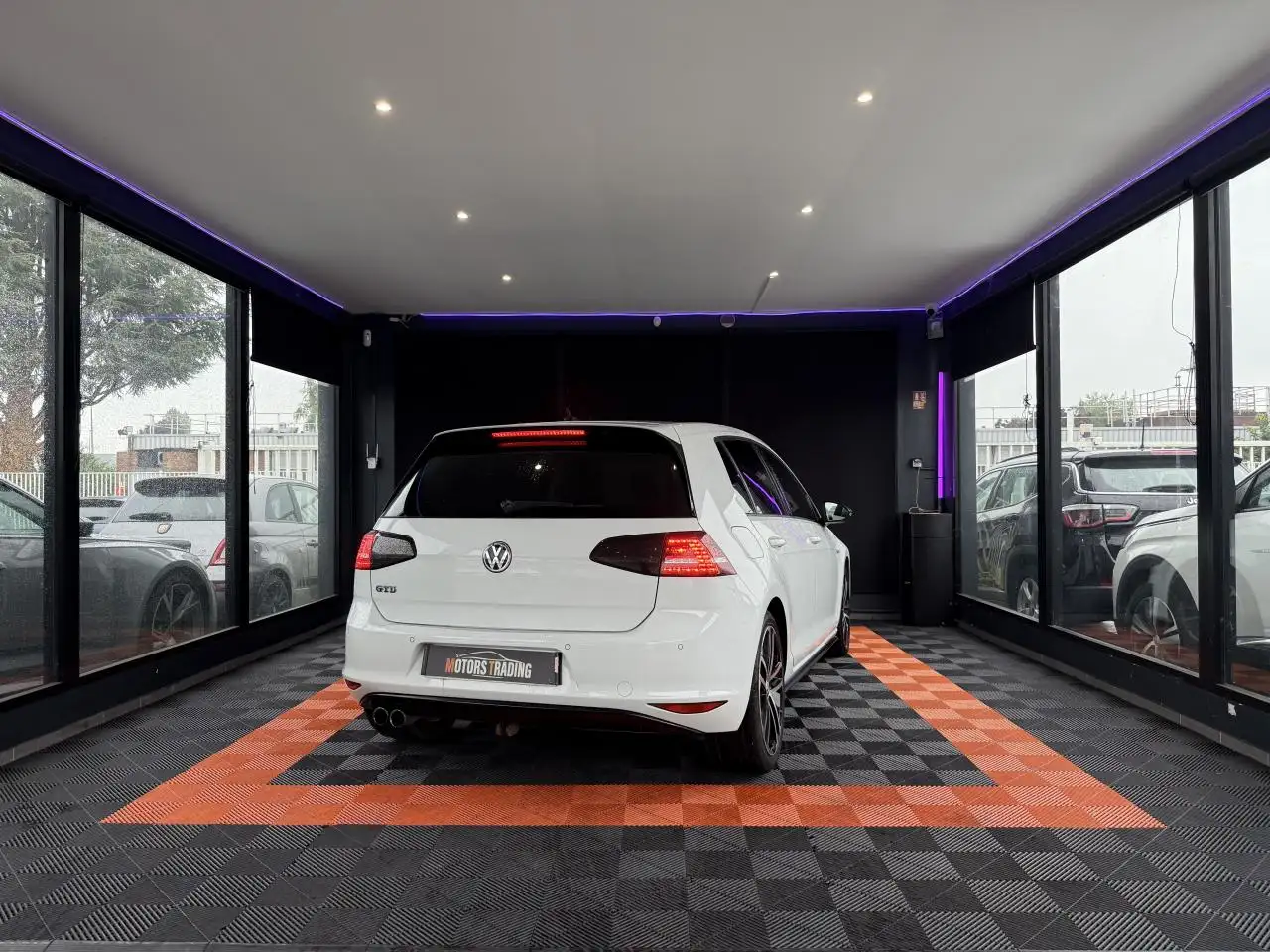 Volkswagen Golf GTD — photo 10