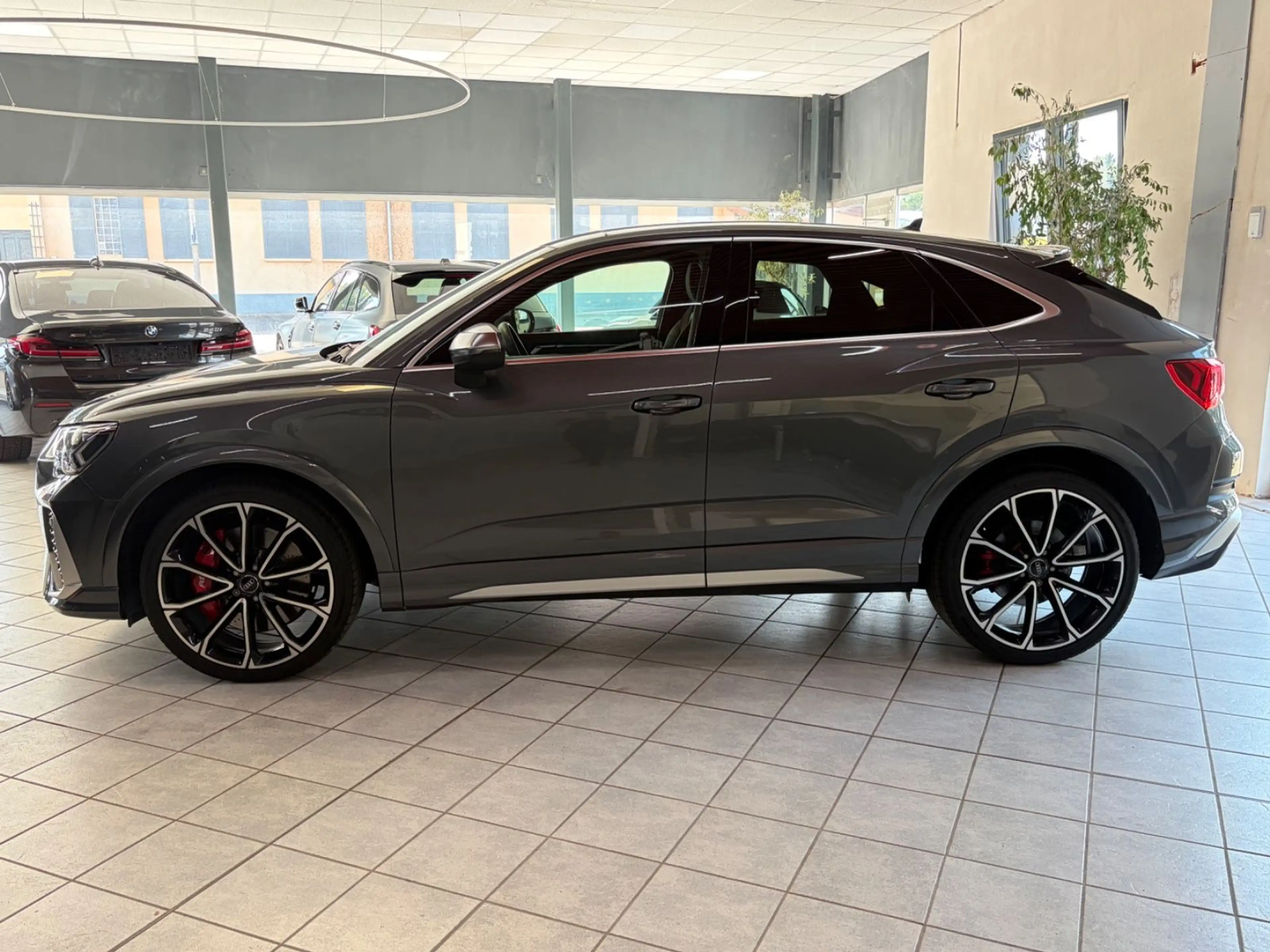Audi RS Q3 Sportback 2.5 TFSI Quattro — photo 12