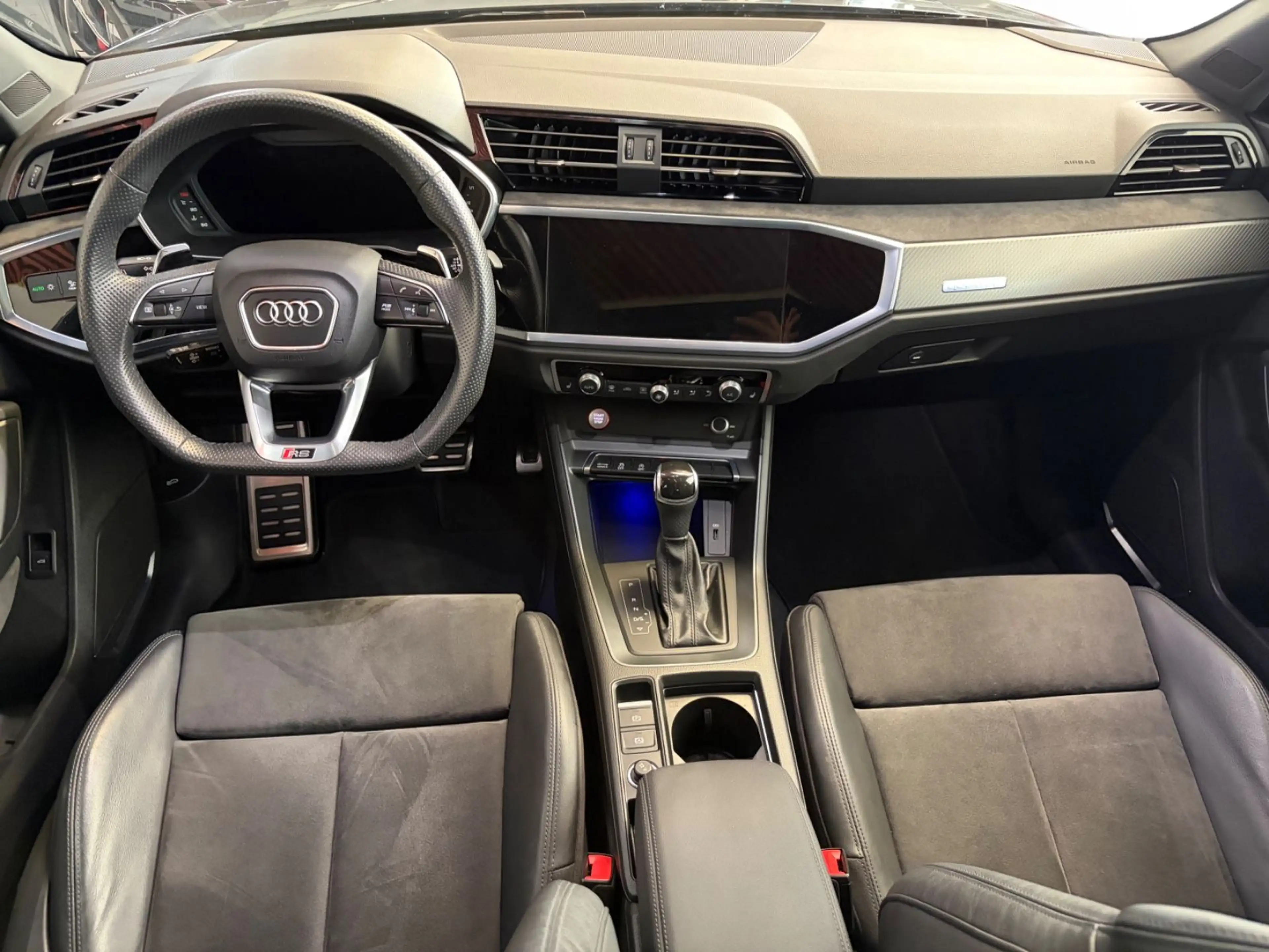 Audi RS Q3 Sportback 2.5 TFSI Quattro — photo 13