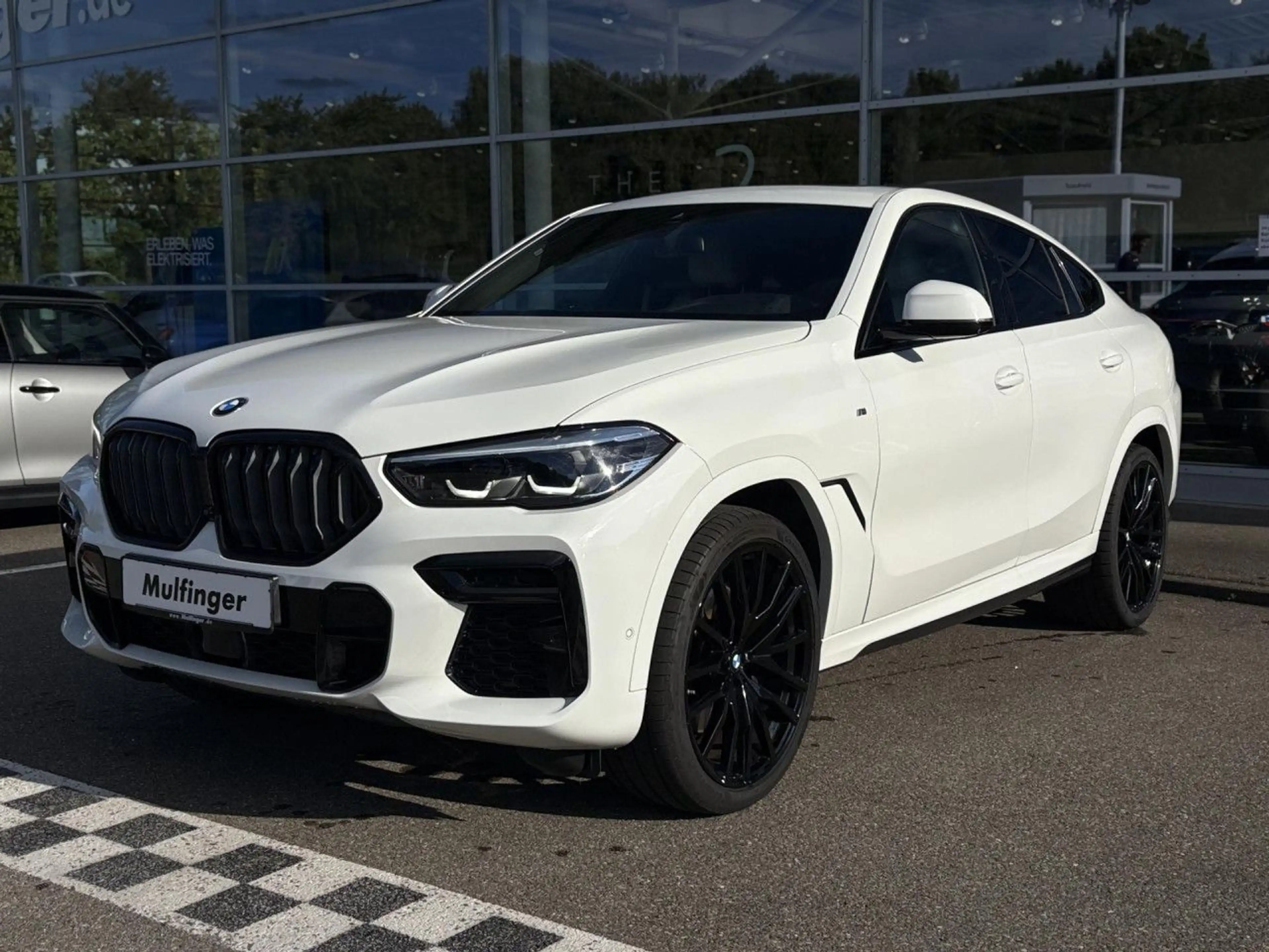 BMW X6 xDrive30d Sportpaket Navi LED Klima PDC — photo 3