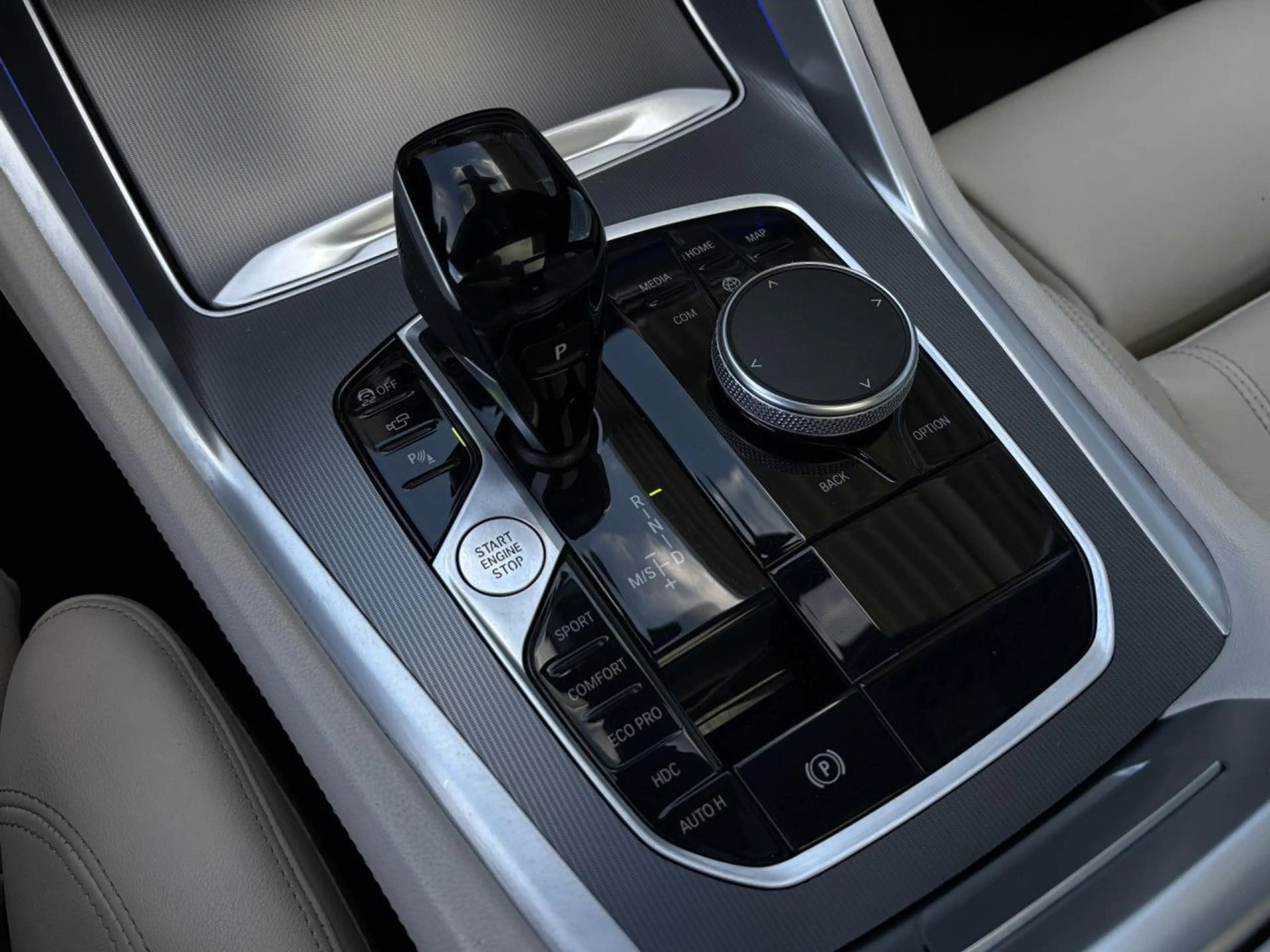 BMW X6 xDrive30d Sportpaket Navi LED Klima PDC — photo 15