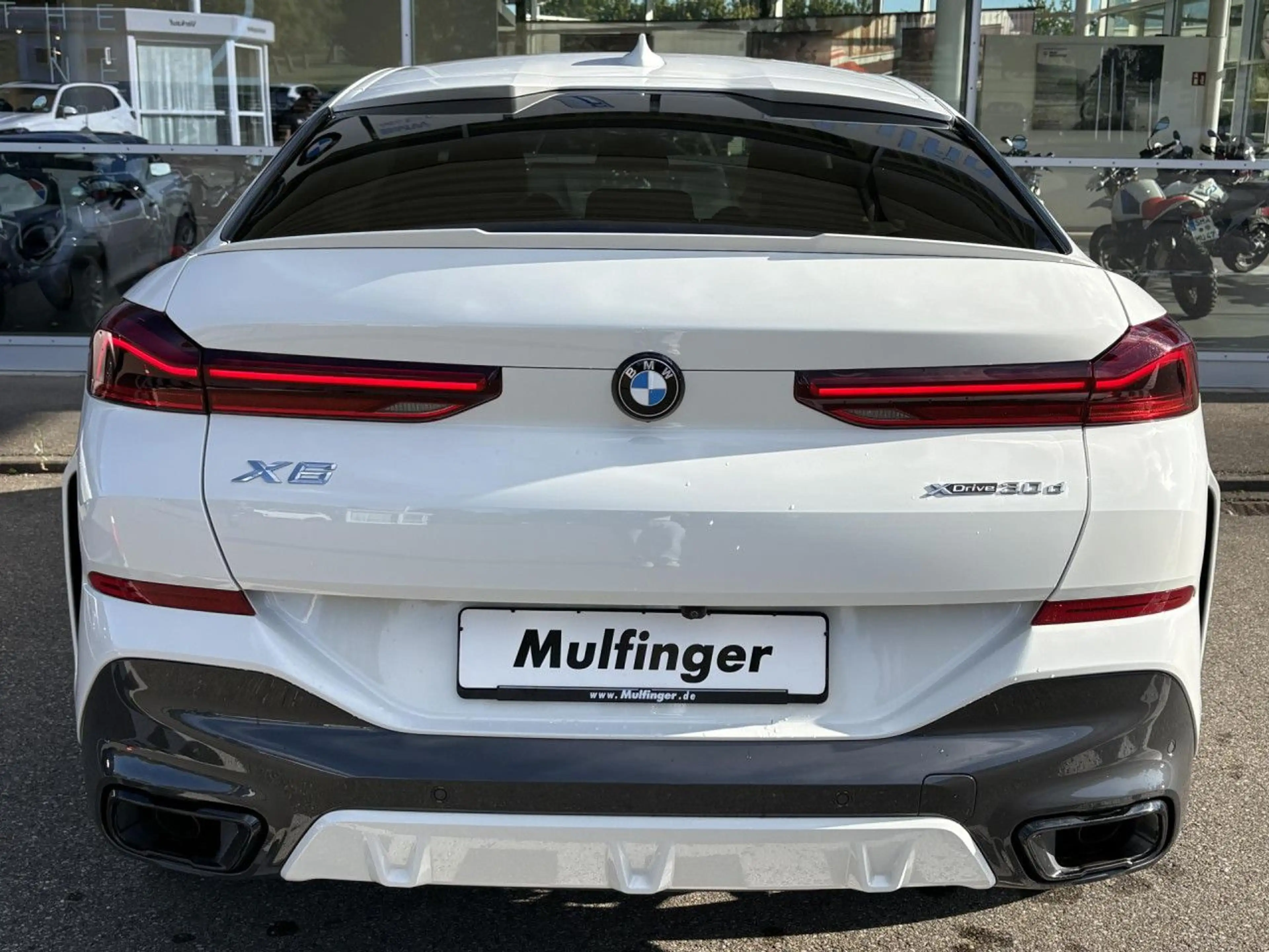 BMW X6 xDrive30d Sportpaket Navi LED Klima PDC — photo 7
