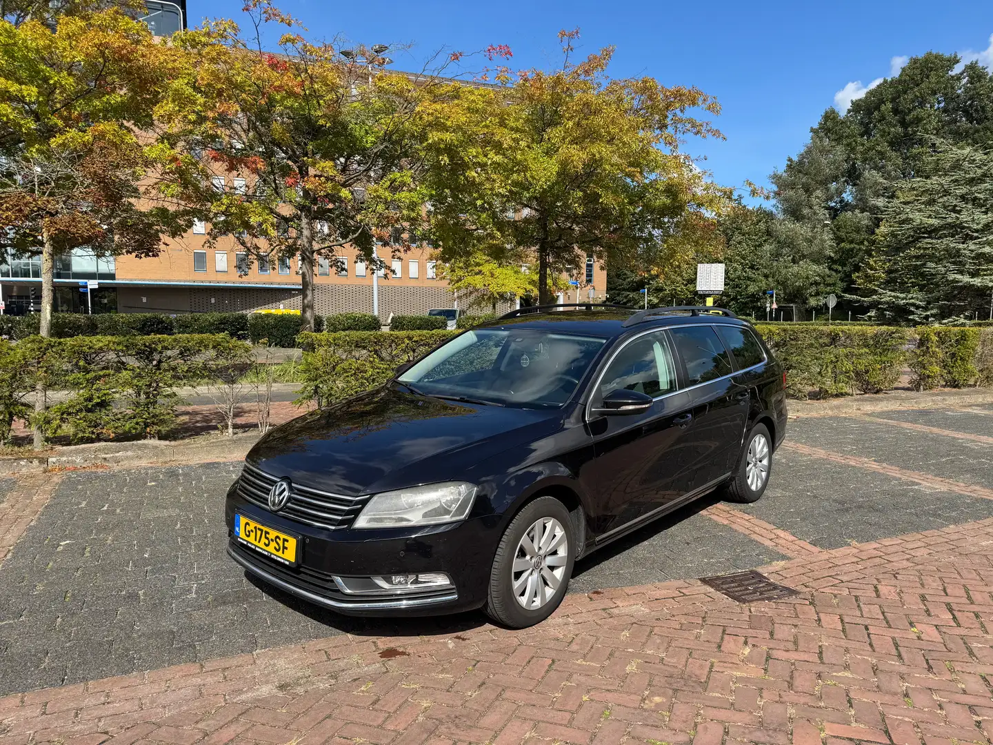 Volkswagen Passat Passat 1.4 TSI Highl. BlM Zwart - 1